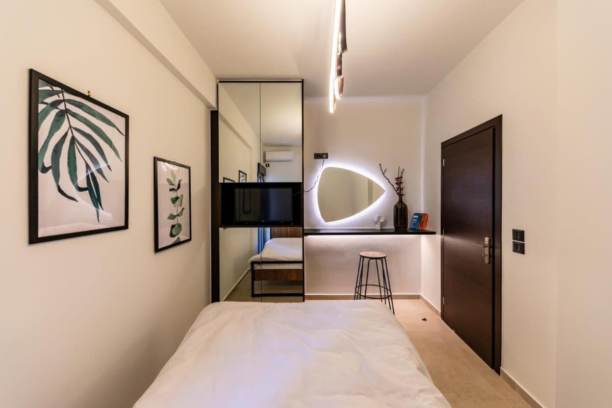 Beautiful Elegant Apartment Next To Monastiraki Atena Exterior foto