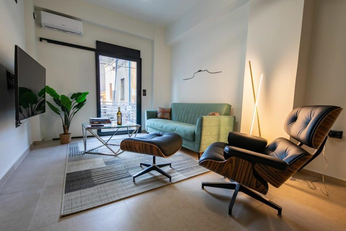 Beautiful Elegant Apartment Next To Monastiraki Atena Exterior foto