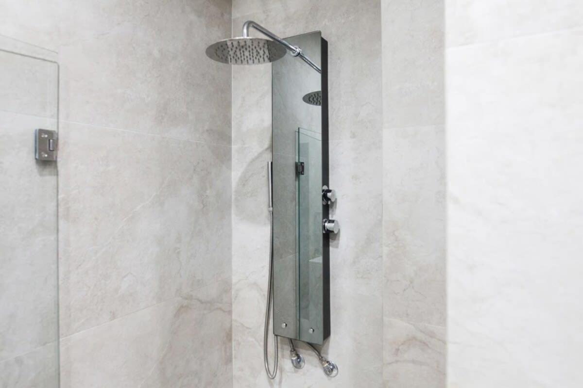 Beautiful Elegant Apartment Next To Monastiraki Atena Exterior foto