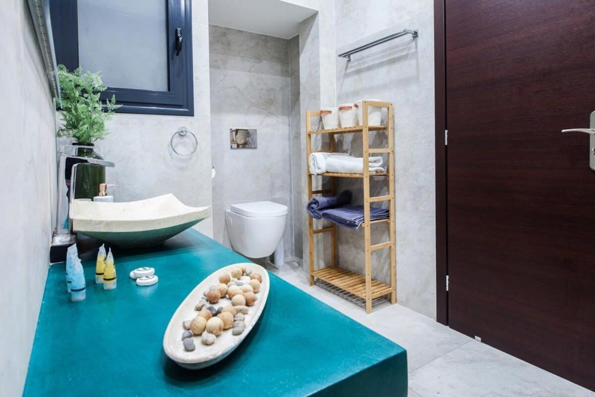 Beautiful Elegant Apartment Next To Monastiraki Atena Exterior foto
