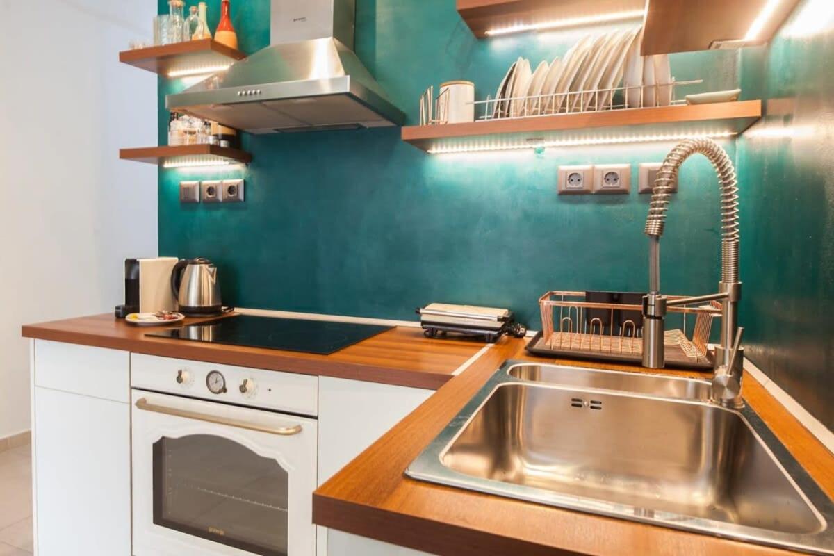 Beautiful Elegant Apartment Next To Monastiraki Atena Exterior foto